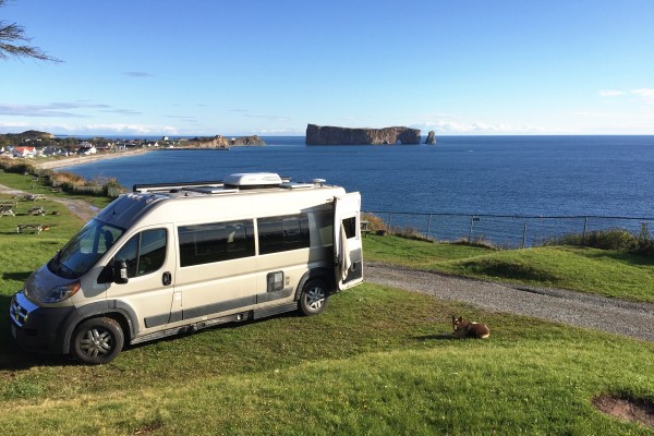 Can Foreigners Buy a Car in Canada?