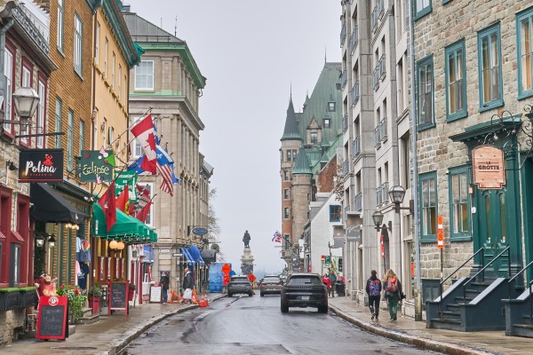Moving checklist and relocation guide in Quebec