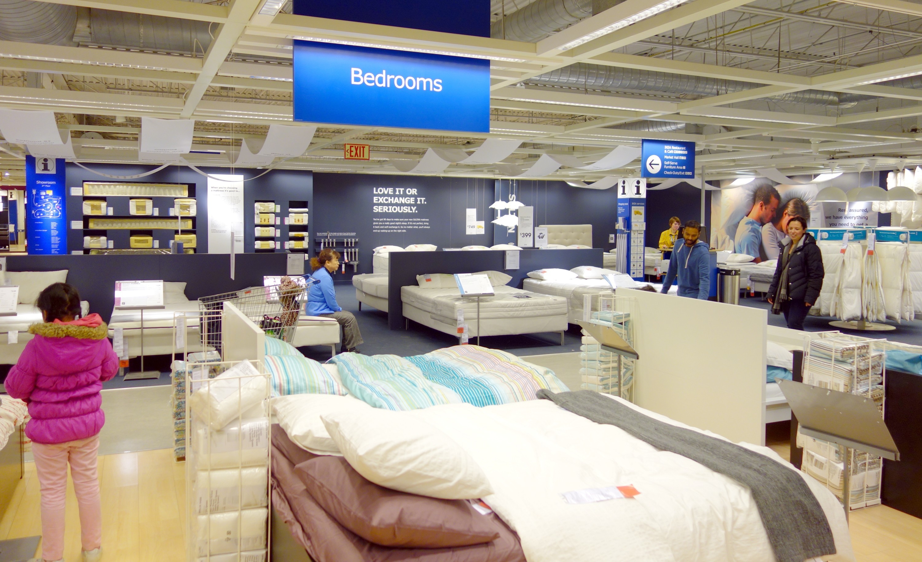 Where to buy second hand furniture in Toronto