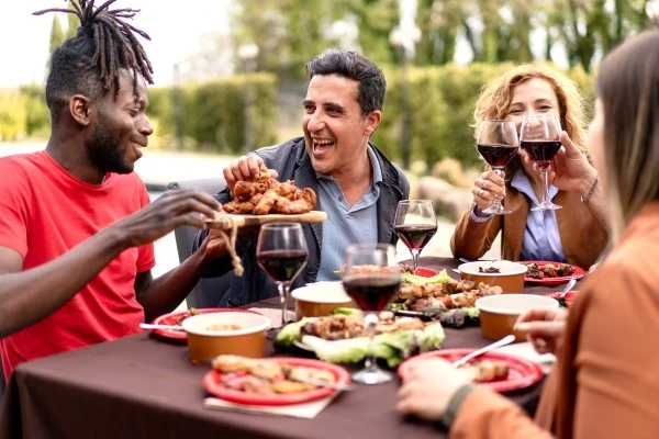 Cultural Etiquette Tips for Newcomers to Canada