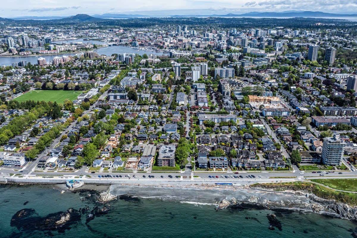 How much do you need to earn to live comfortably in Victoria? [2025]