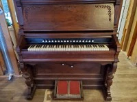 Heintzman 5'2" piano
