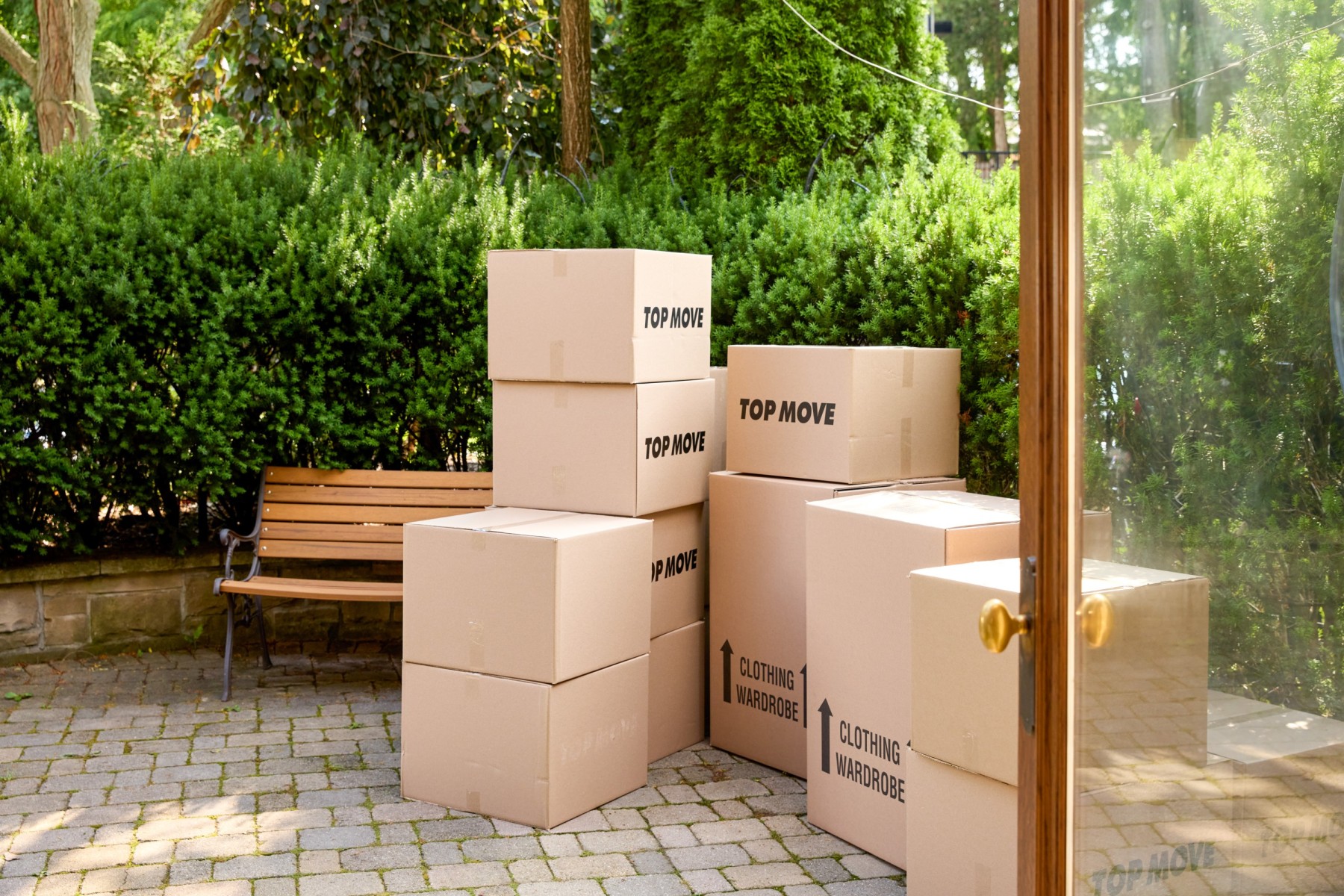 Packing materials for moving day Quebec