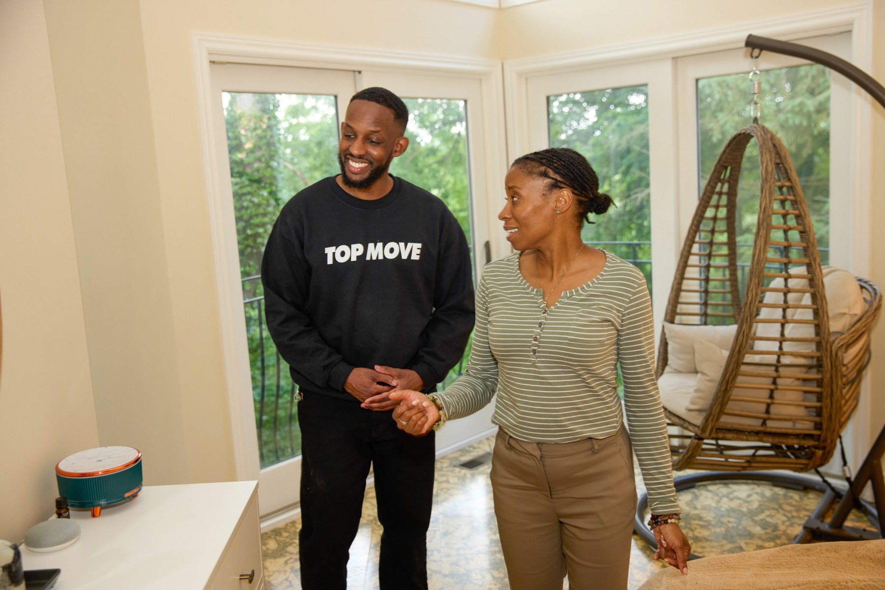 Confirm details with movers Quebec