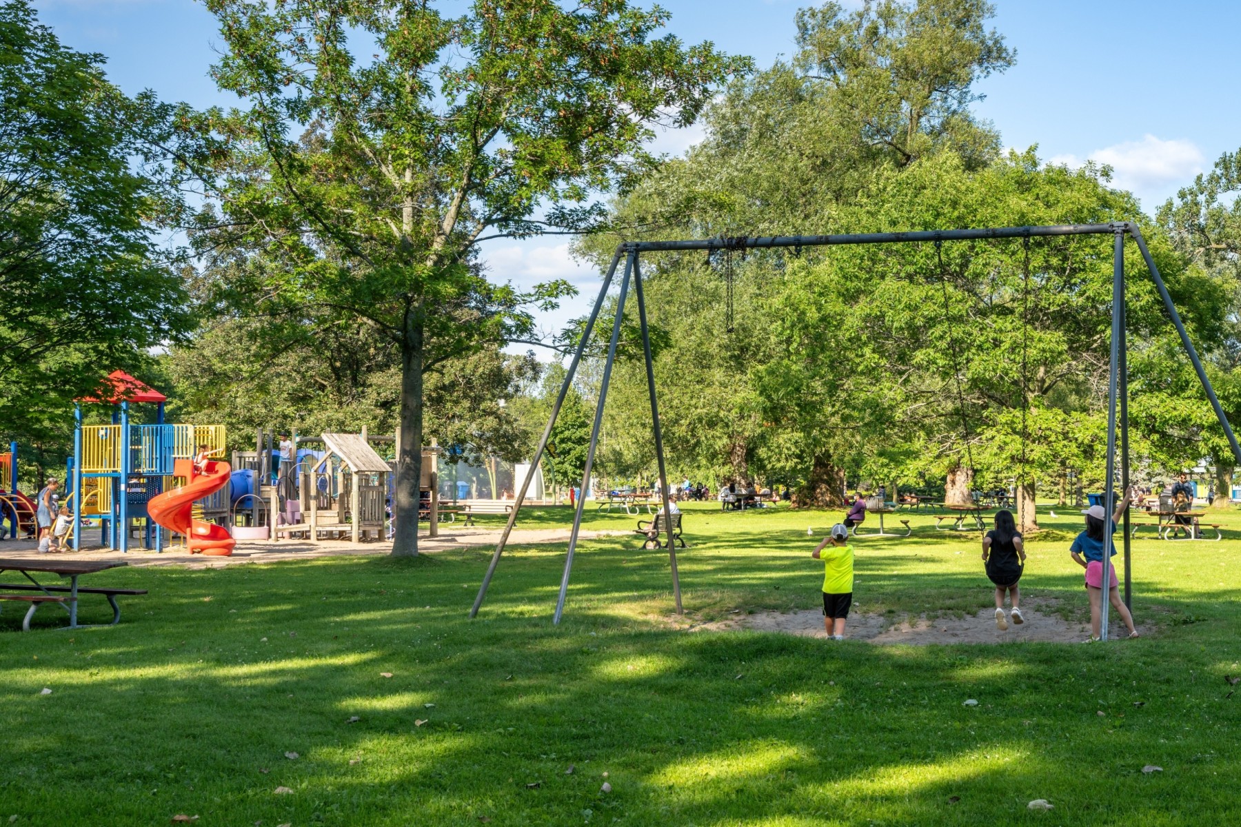 Settling into your new home with kids Canada