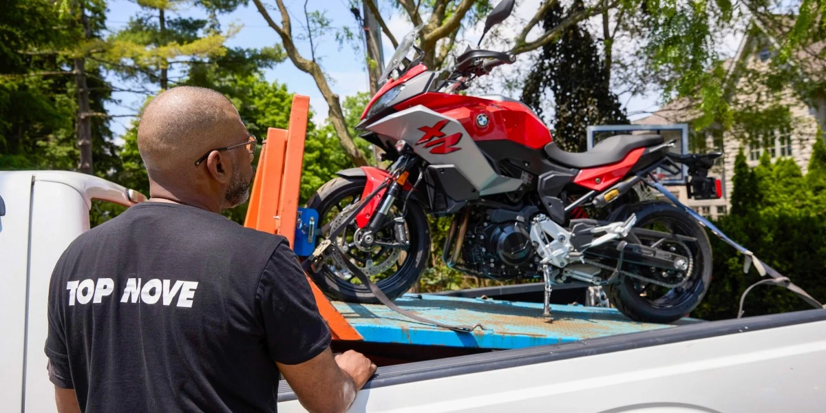 Motorcycle shipping across Canada
