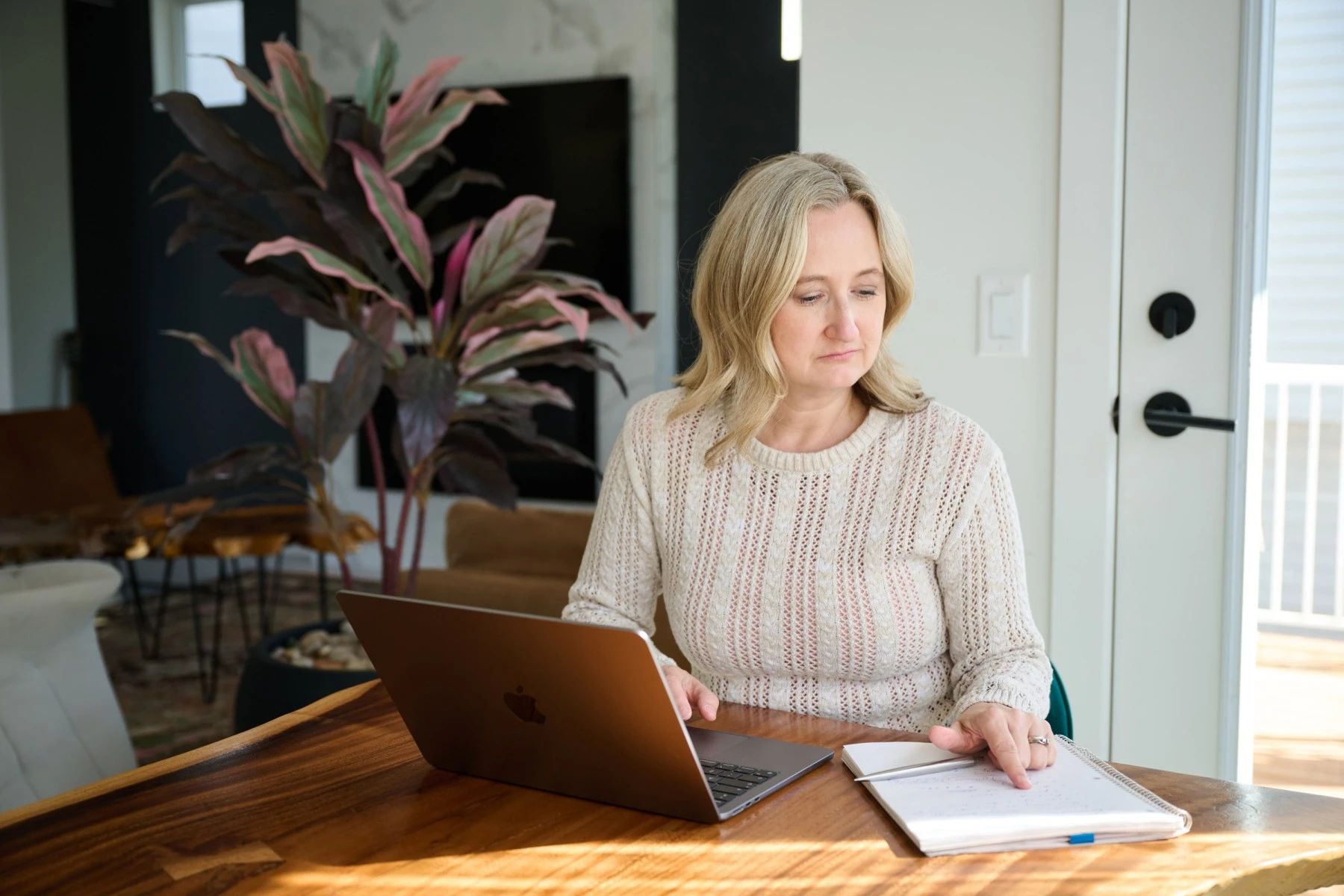 Update utilities, services and new address Canada