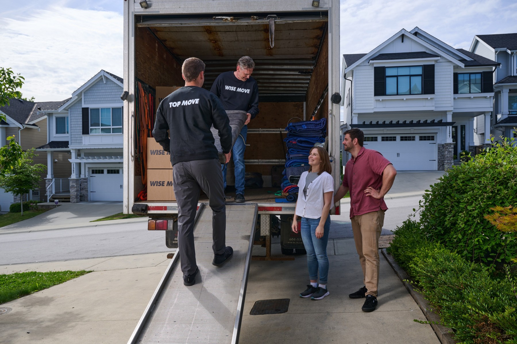Professional student moving services Canada